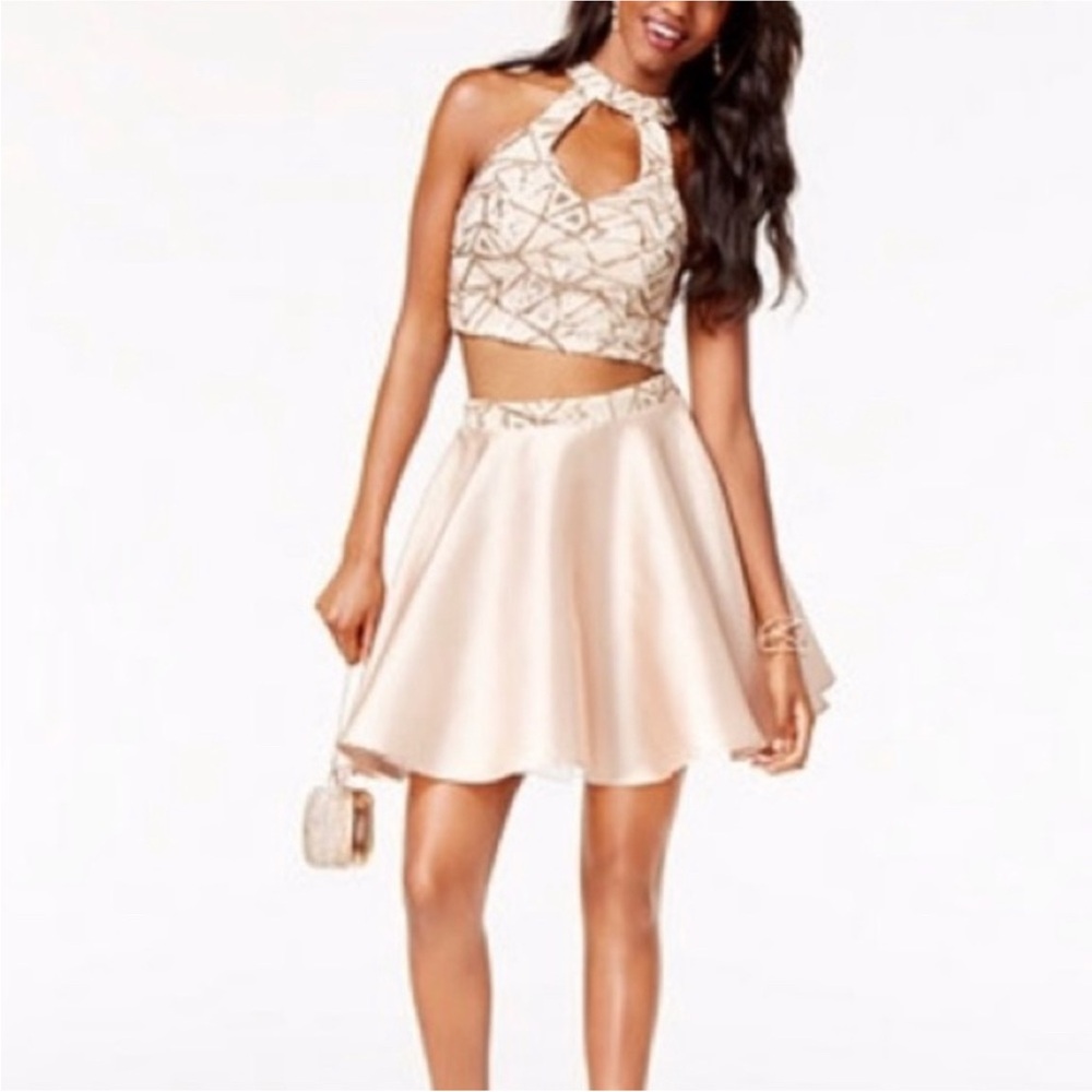 Say yes to the dress two piece dress.
